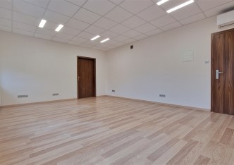 lokal na wynajem - Wieluń