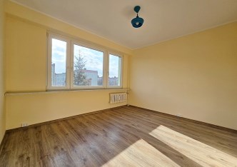 mieszkanie na sprzedaż - Wieluń, Wyszyńskiego